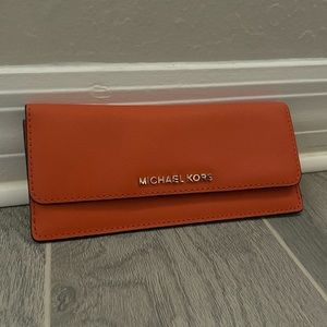 Michael Kors Jet Set Travel Flat Wallet